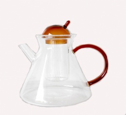 Tea pot